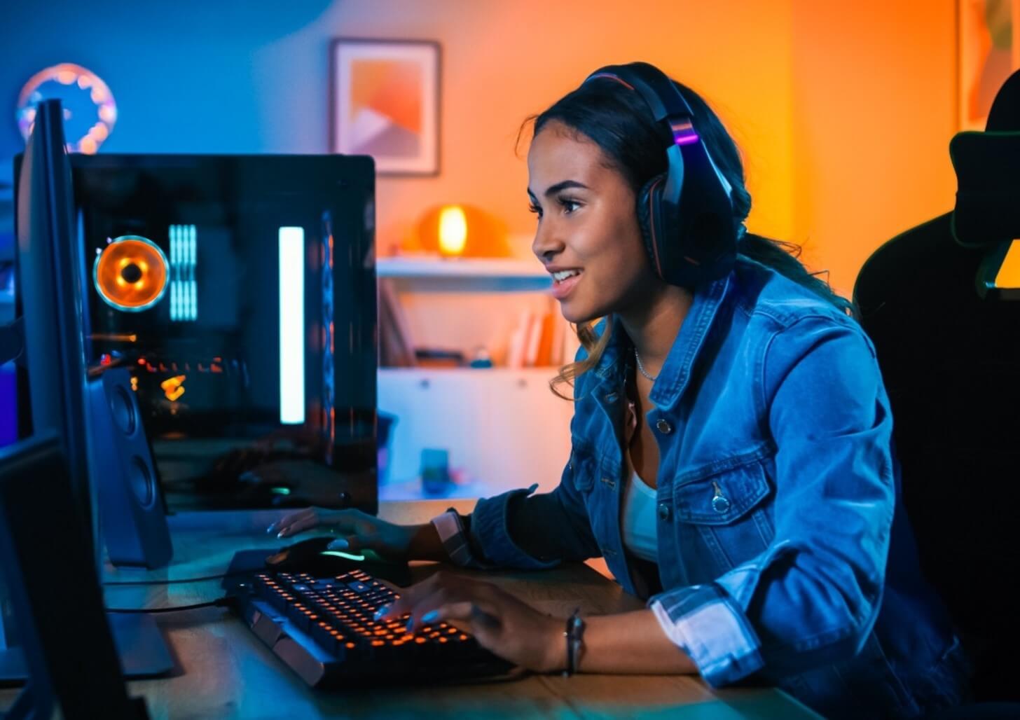 girl at computer