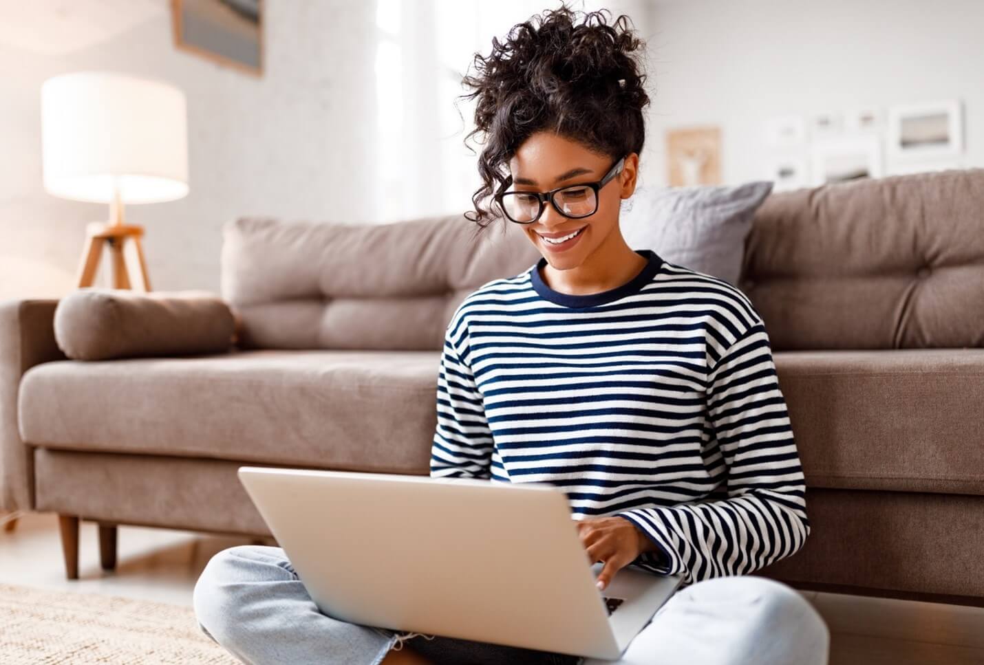 lady on computer