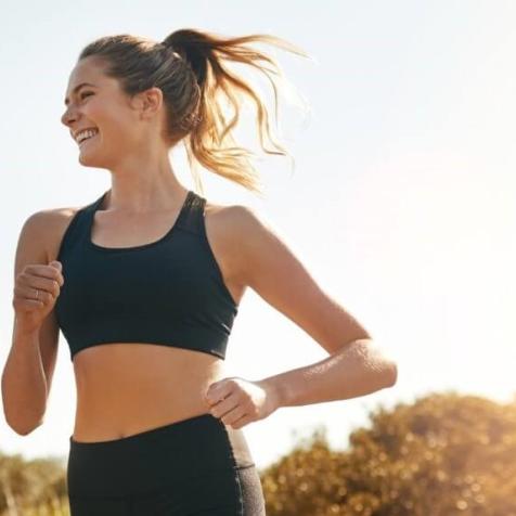 man-and-woman-running-outside.jpg (95.8 KB)