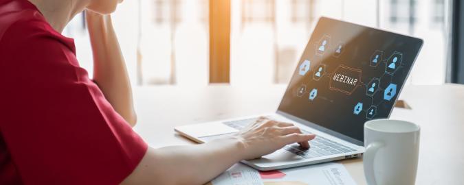 laptop webinar