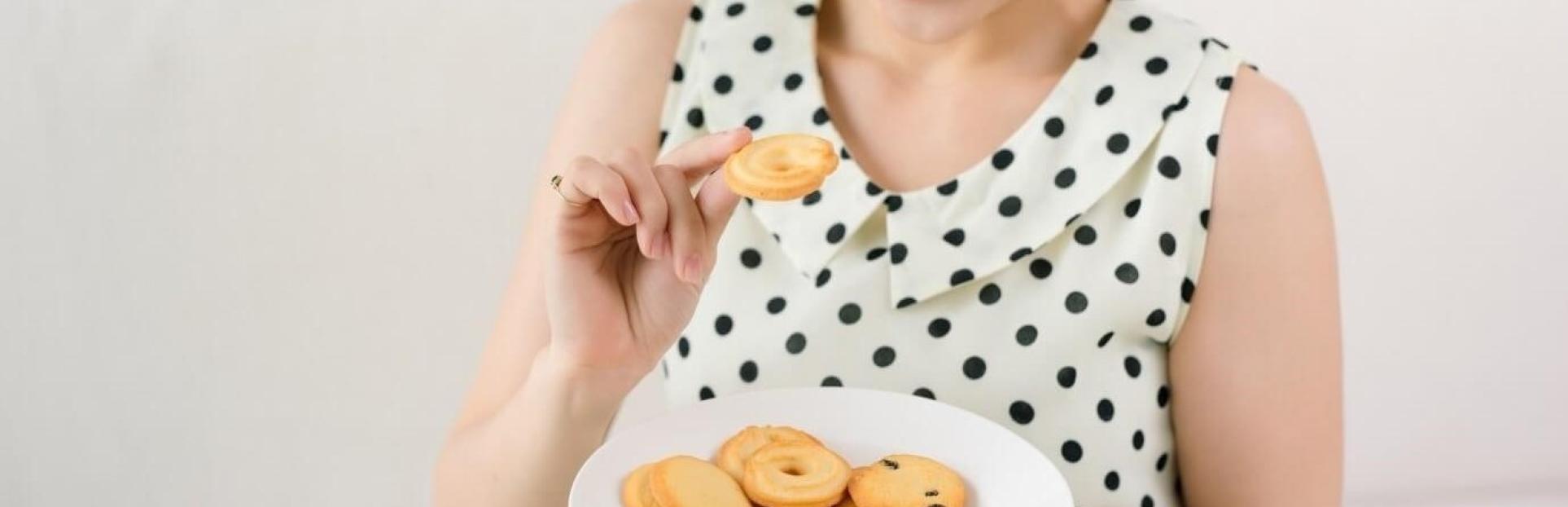 woman with cookies