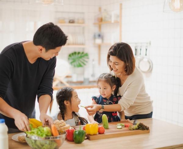 family eating veggies