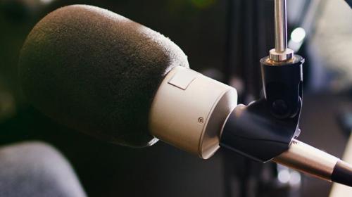 microphone for The Evolution & Future of Bars Podcast with Food Matters Live